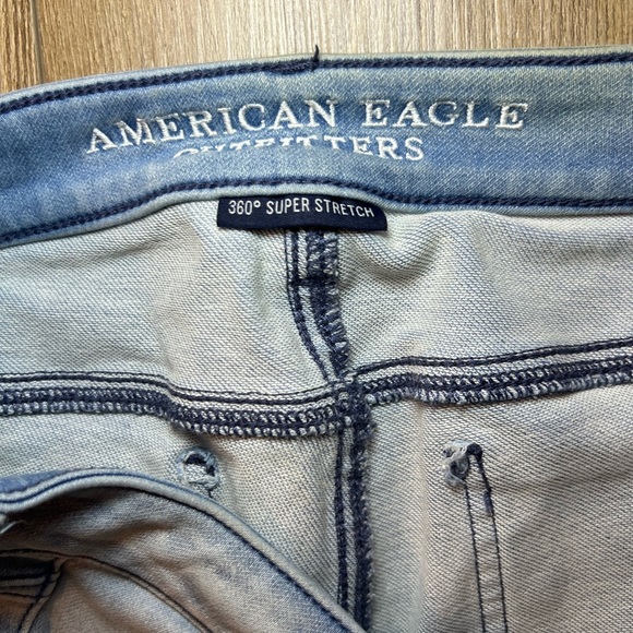American Eagle Outfitters Women's Light Blue Super Low Jeggings Sz 6 - EUC - Picture 5 of 7